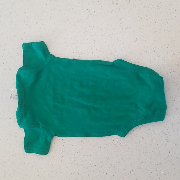 Baby Onsie Shirt Real Estate Size 6 Months - Picture 3 of 3